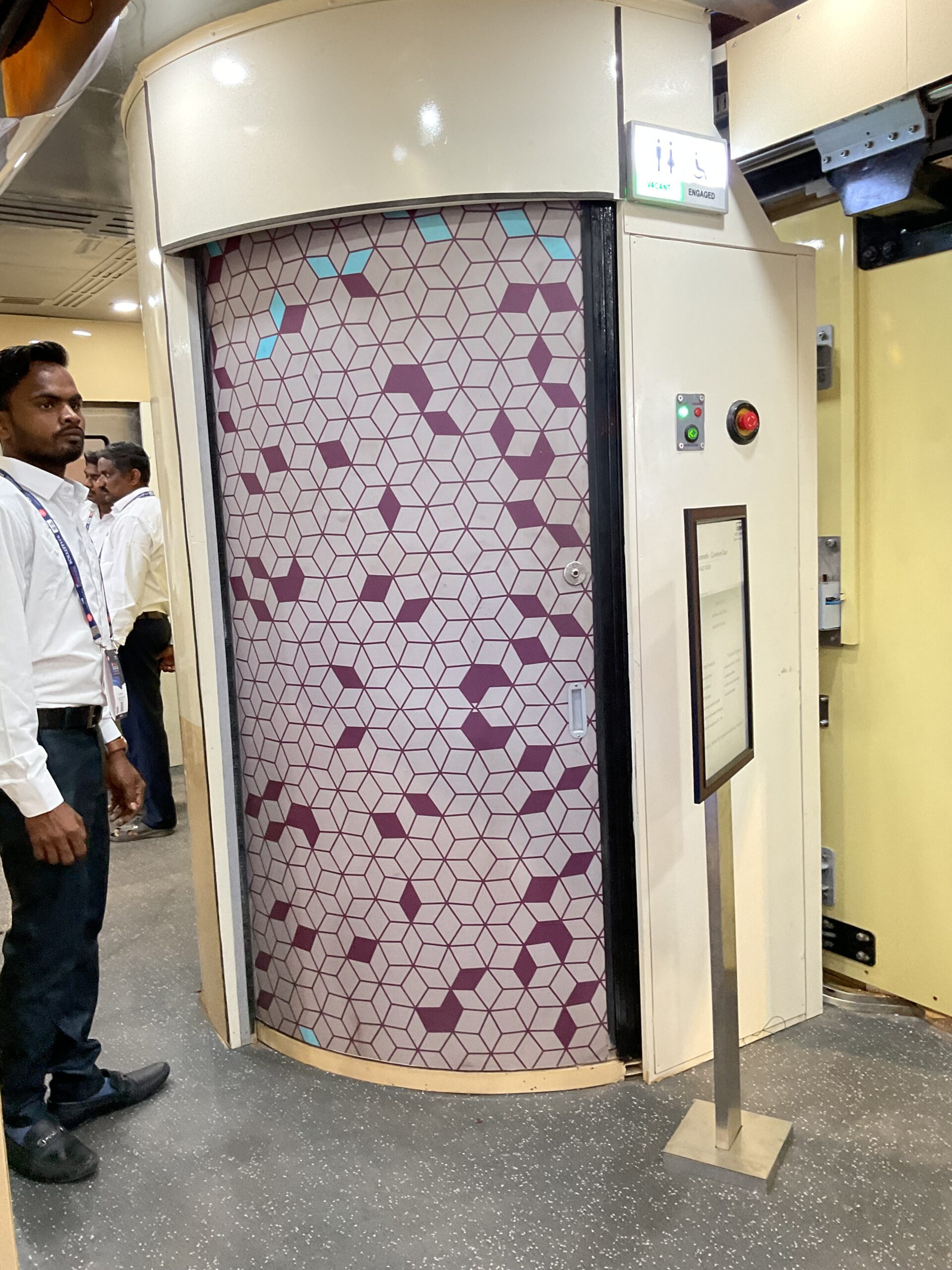 Lavatory Curvature Door 